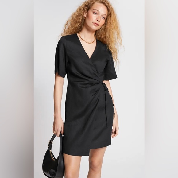 & Other stories linen wrap dress. Black. Small. - Picture 8 of 11
